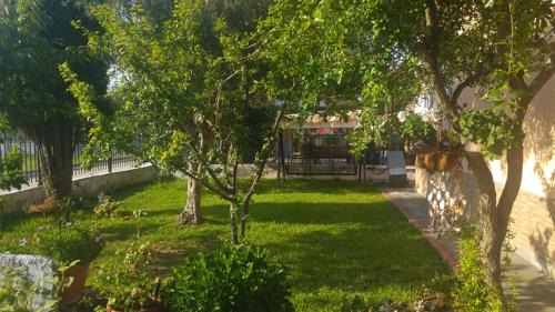 Nea Playia Villa | Green house