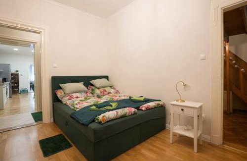 Belso-Ferencvaros Apartment | Green Kalvin