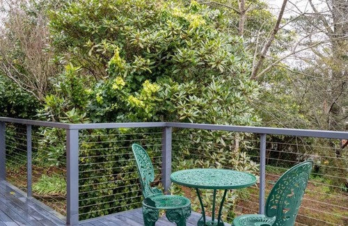 Wentworth Falls House | Green Leaf Retreat/Central to Mountain Attractions