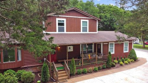 Murfreesboro Apartment | Green Meadow Cabin