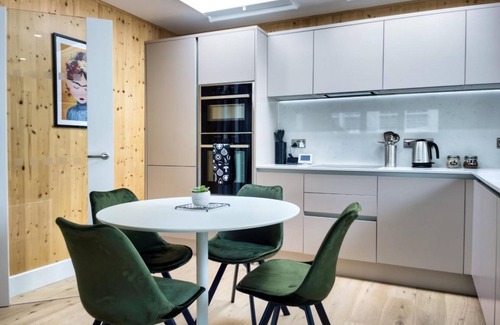 Hove House | Green Mews 3 By My Getaways