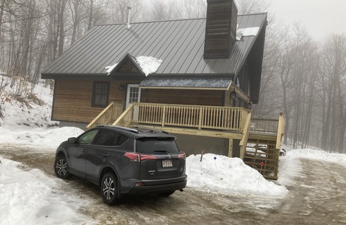 Stratton and Bromley Ski Areas House | Green Mountain National Forest Ski Chalet