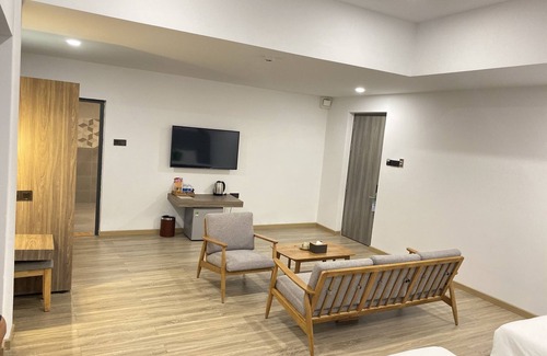 Tuy Hoa Hotel | Green Oasis Hotel