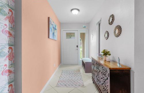 Cape Coral House | Green Oasis Retreat