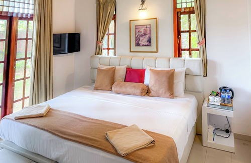 Raddolugama Hotel | Green Olive Villa