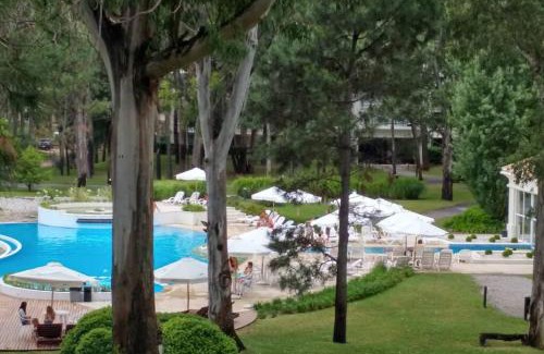 Solanas Apartment | Green Park 101 D Apto 2 amb. frente al lago