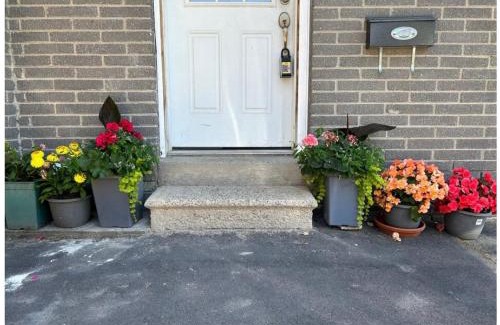 Curran Hall House | Green Path