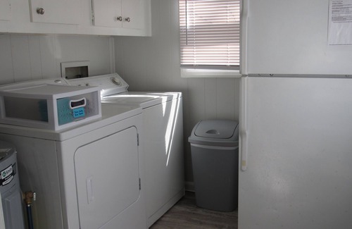 Anderson Cottage | Green Pond Landing Cozy Cottage. Boat parking, Pet Permitted