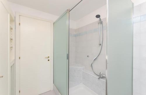 Varesine House | Green Room