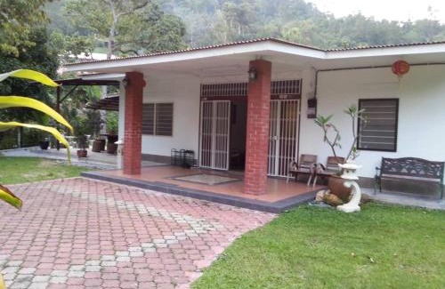 Sungai Lembing House | Green Season Cottage
