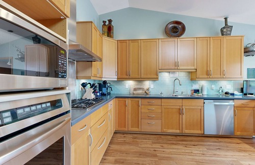 Rome House | Green side smart home with golf, beach/lake access, off-site dock & EV charger