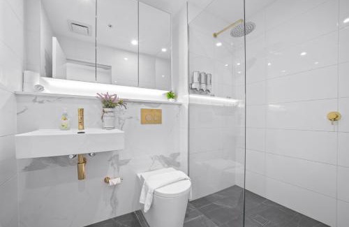 Wentworth Point Apartment | GREEN Skyline View2BR close to Easter Show