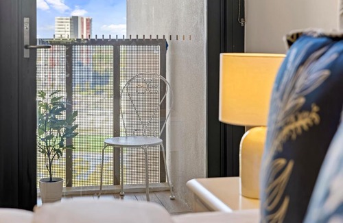 Zetland Apartment | Green Square Sky Views-Near City 2 Bedroom Free P.