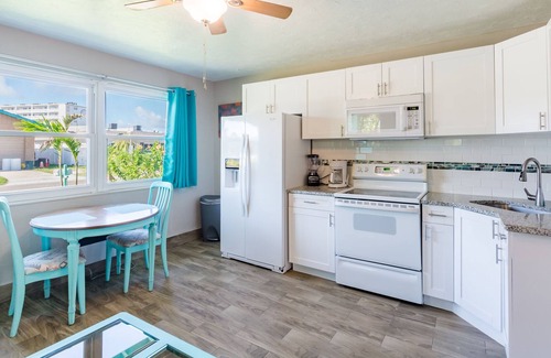 Redington Shores Cottage | Green Turtle East - STEPS from the BEACH