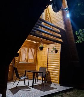 Kulen Vakuf House | Green Una Wooden House