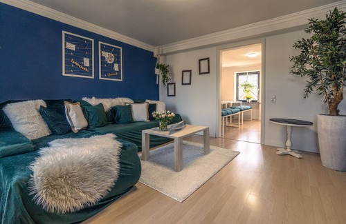 Weibern Apartment | Green Valley Lounge - Homesite Apartments