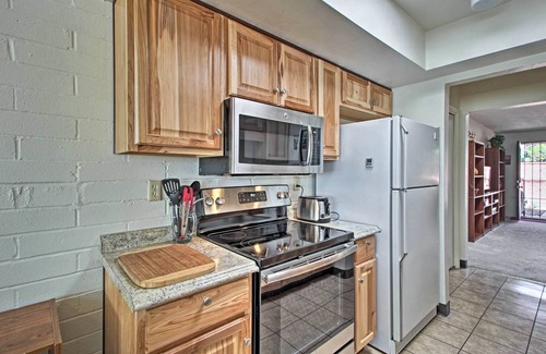 Casa Paloma I House | Green Valley Townhome w/Patio & Resort Amenities