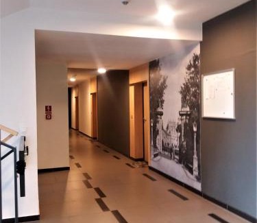 Wilanow Apartment | Green Wilanów Apartment with free parking