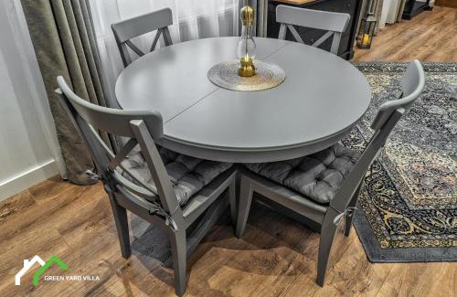 Predeal Apartment | Green Yard Villa