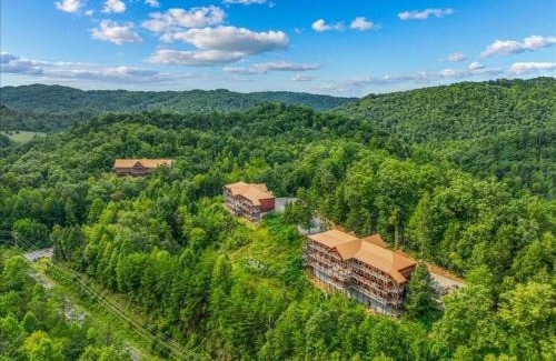 Pittman Center House | Greenbrier Estate Cabin