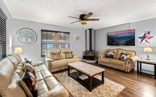 Pittman Center Villa | Greenbrier Retreat