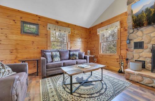 Pittman Center House | Greenbrier Woods cabin