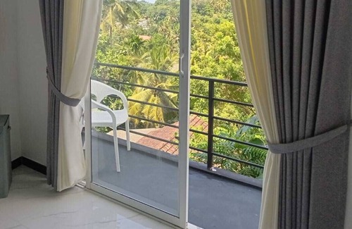 Galle Apartment | Greenery and hills surrounding with family friendly property in Galle.