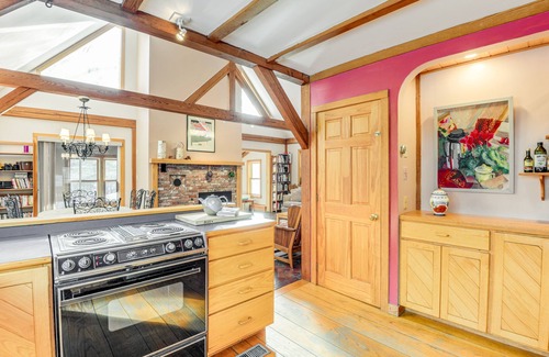 Greenfield House | Greenfield Countryside Retreat on 7 Acres!