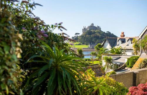 Marazion House | Greenfields Coach House