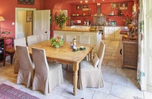 Kelso Cottage | GREENHILL LODGE & COTTAGE, pet friendly, with open fire in Jedburgh