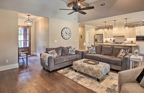 Hot Springs Village House | 'Greenside Bunker' w/ Fire Pit on Golf Course!