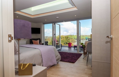 Dittisham Cottage | GREENSLADES VIEW, romantic, country holiday cottage in Dittisham