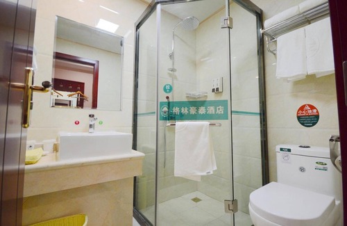 Bazhou County Hotel | GreenTree Inn Langfang Bazhou Railway Station West Yingbin Road Express Hotel