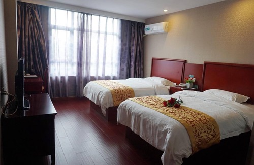 Changshu Hotel | GreenTree Inn Suzhou Changshu South HaiYu Road Hotel