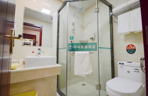 Changshu Hotel | GreenTree Inn Suzhou Changshu South HaiYu Road Hotel