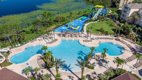 Windsor Hills House | GreenView 5BR/5BA Home Pool/SPA 2 Miles Disney