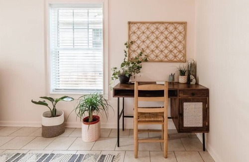 Sans Souci House | Greenville's Favorite Bungalow | Business or Personal Travel | Firepit