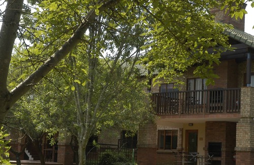 White River Hotel | Greenway Woods Resort