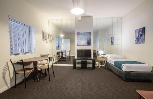 North Adelaide Apartment | Greenways Apartments