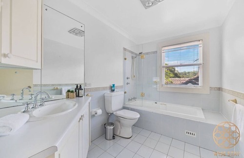 Greenwich House | Greenwich/靠近码头/海边6室别墅/CBD /步行到海边/近火车站/聚会度假