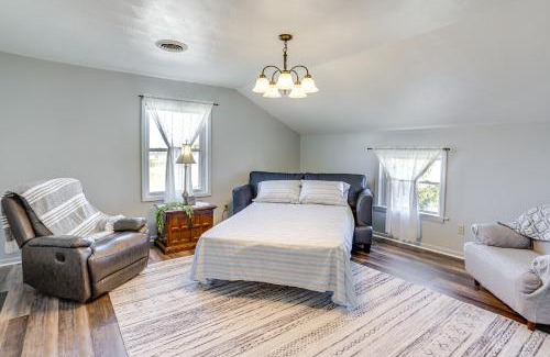 New Haven  Huron County Apartment | Greenwich Countryside Apartment with Shared Yard