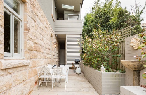Greenwich Condo | Greenwich Point A Gem! Telwalla 3
