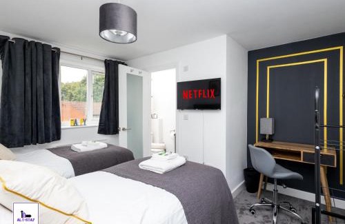 Wakefield House | Greenwood House by Alt-Stay Accommodation