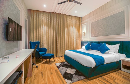 Amritsar Hotel | Greenwood Villa by Levelup