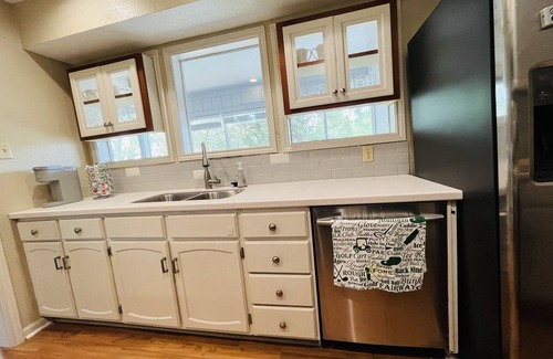 Huntsville House | Greg's Lakehouse With PING PONG TABLE!