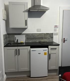 Nottingham Apartment | Gregory Boulevard - Stay Sleep Rest
