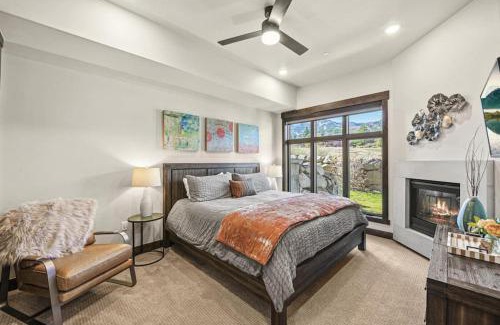 Park City House | Gregs Grandeur Pristine Condo with Private Hot Tub