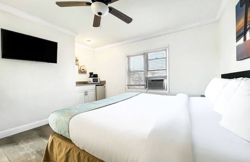 Hollywood Hotel | Greniers