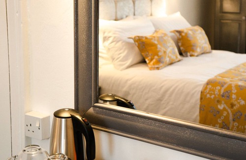 Torquay House | Gresham Court