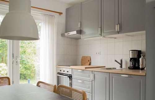 Ouddorp Boat Rental | Grevelingen 23 Comfortable holiday residence
